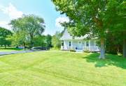 Spacious front yard